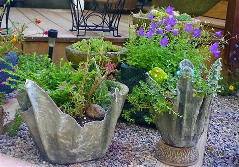 I was able to carefully twist the inside bowl and it came away easily! how-to-planters-cement-draped-hypertufa-concrete-masonry ...