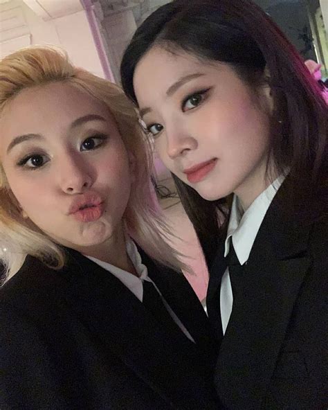 Twice Chaeyoung And Dahyun Look Chic In New Ig Photos Kpopstarz