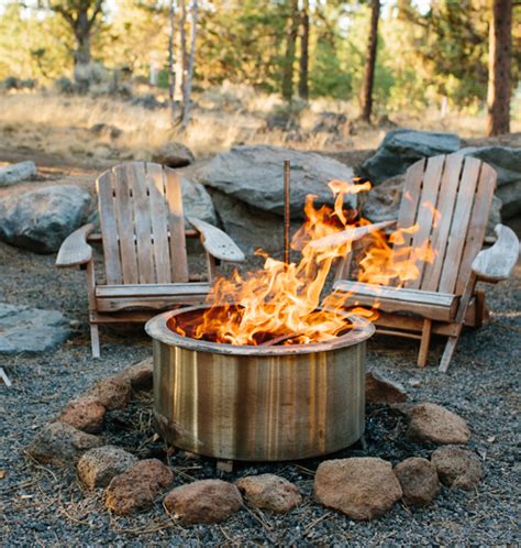 A dakota fire hole is simply a method of building a fire that utilizes a number of advantages over it will burn hot, it will use little wood, and will release very little smoke. Fire Pits - Hillside Acres Stoves - Breeo Smokeless Firepits