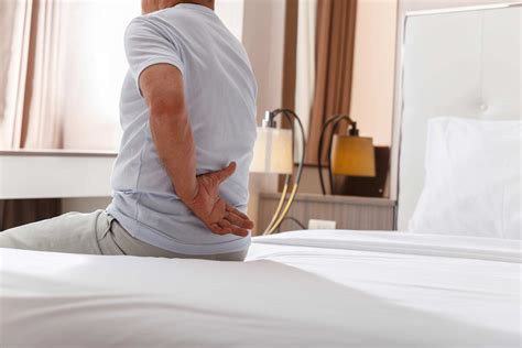 ¿dolor De Espalda Elimínalo Con Estas Posturas Centro Médico Osi