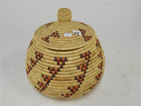 Murrays Auctioneers Lot 55 Native Weaved Straw Basket With Lid