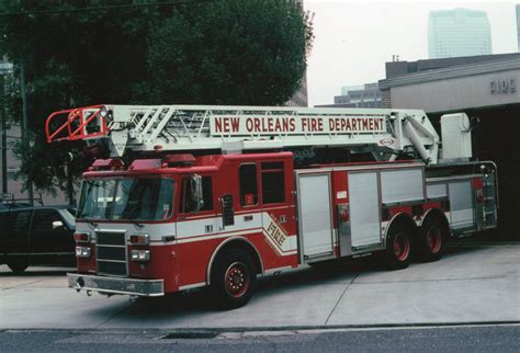Fire Engines Photos New Orleans Fire Department Pierce Ladder
