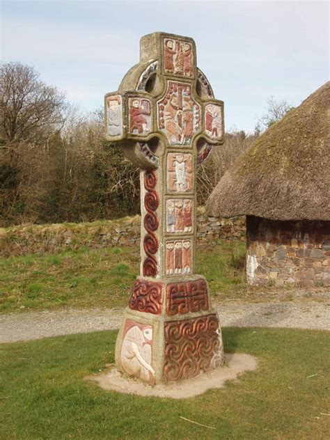 Celtic Cross Irish National Heritage © David Hawgood Geograph