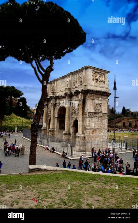 Arch Of Constantine Arco Di Costantino In Rome Italy Stock Photo Alamy