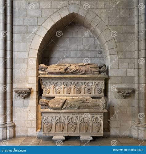 New York, USA. The Limestone Stele Walloon Settlers Memorial, In