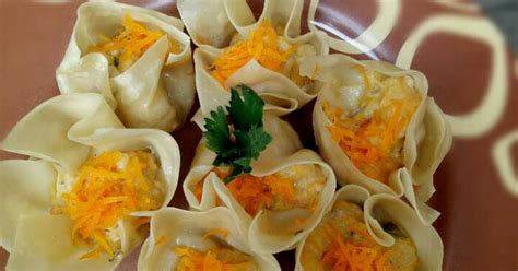 Siomay adalah salah satu makanan yang populer khas indonesia dan juga digemari oleh semua bahan resep dan cara membuat bihun putih goreng yang enak sederhana dan mudah bahan. 934 resep siomay ayam enak dan sederhana - Cookpad