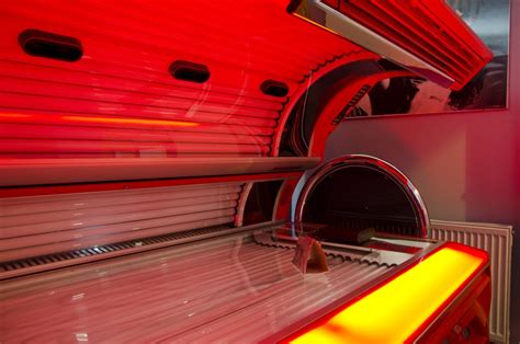 What You Need To Know About The Dangers Of Sunbeds And Are Spray Tans