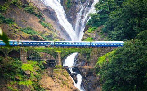 18 Beautiful Train Journeys In India With Photos To Experience In 2023