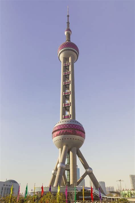 Oriental Pearl Tv Tower Shanghai Nightlife Thats Shanghai