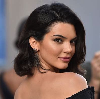Kendall Jenner Wiki Bio Age Height Family Career Net Worth