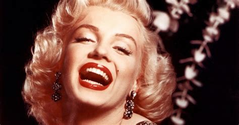 Makeupdot Marilyn Monroe Red Lips Secret