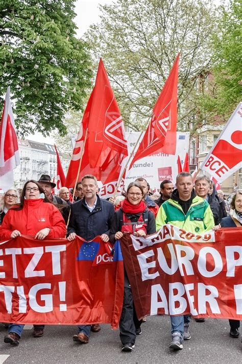 7 000 menschen bei dgb demo in hamburg ndr de nachrichten hamburg