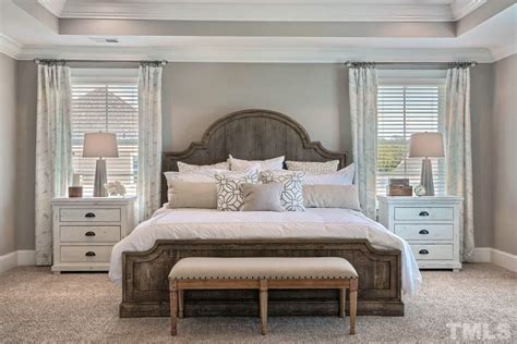 29 Master Bedroom Furniture Arrangement Ideas References Otolama