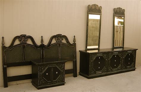 The Backyard Boutique by Five to Nine Furnishings: Black ...
