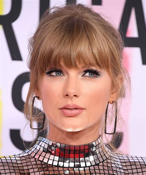 Taylor Swift Makeup Looks Mugeek Vidalondon
