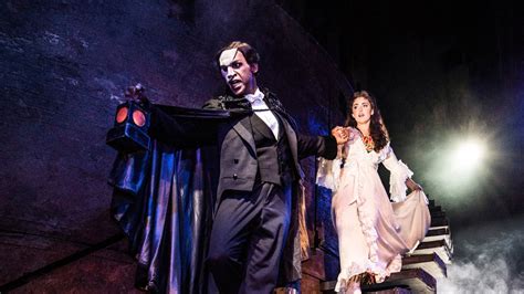 Theatre Review ‘the Phantom Of The Opera At Sheas Buffalo Theatre