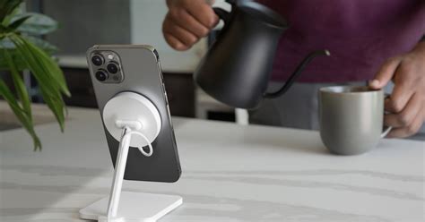 Ipad mini (hier im bild) und ipad air hat apple 2019 schon aktualisiert, updates für ipad pro und ipad stehen noch aus. TwelveSouth Forté: Neues MagSafe-Zubehör kommt auf den ...