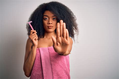 5 Real Reasons To Stop Shaving Your Pubic Hair BlackDoctor Org