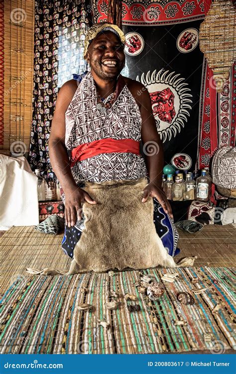 Afrikaanse Man Traditional Healer Bekend Als Een Sangoma Of Een
