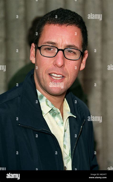 Adam Sandler Joe Dirt La Premier Westwood La Usa 1 April 2001