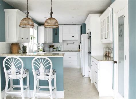 This time, benjamin moore moore which is a real hit in the states has released new colours for aw16 with a number of darker shades, of which the green founded in 1883, benjamin moore moore is north america's favourite paint, colour and coatings brand. Remodelaholic | Color Spotlight: Benjamin Moore Aegean ...