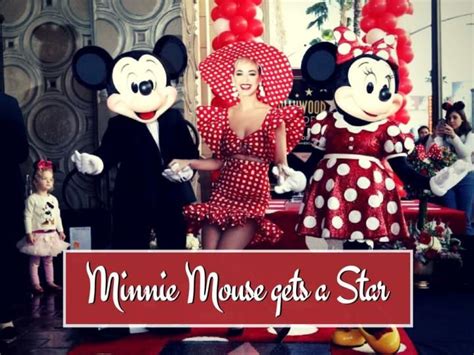 Minnie Mouse Gets A Star At Disney World With Mickey And Minnie In Red