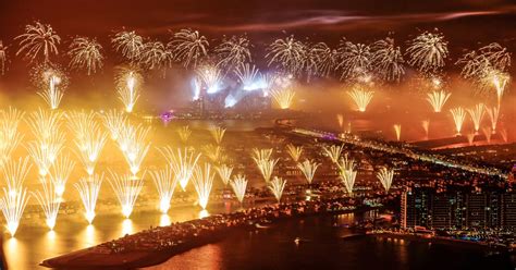 10 Pesta Kembang Api Tahun Baru dari Tempat Wisata Populer ...