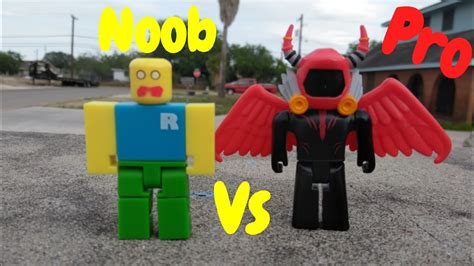 Noob Vs Pro Roblox Toy Youtube