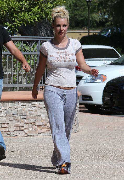 Britney Spears Wore A Tight T Shirt For A Grocery Shopping Trip In La