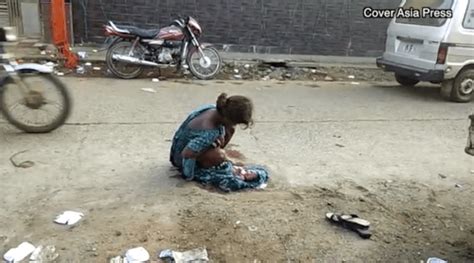 Teenage Girl Forced To Give Birth In The Street After Hospital Refuses