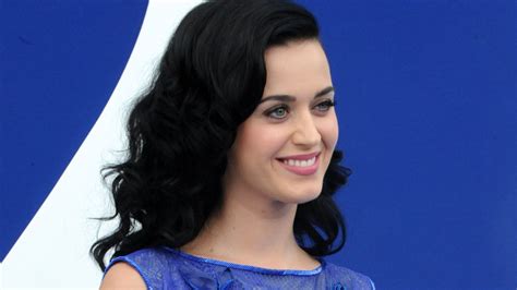 Katy Perry Roar Video Debuts Online UPI Com