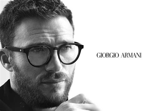 Giorgio Armani Homme Lunettes De Soleil Hiver 2022 2023 Maxitendance