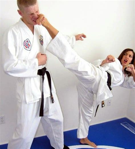 Pin By Robert Gode On Sexy Self Defense Women Karate Martial Arts