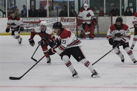 Junior Hockey Couture St Clair Score In Loons Opening Loss Pine
