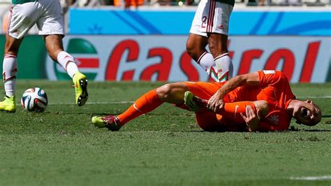 Holanda vs. México: el claro penal que no le cobraron a Robben