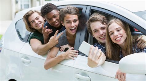The Truth About Teenagers And Distracted Driving Wtov