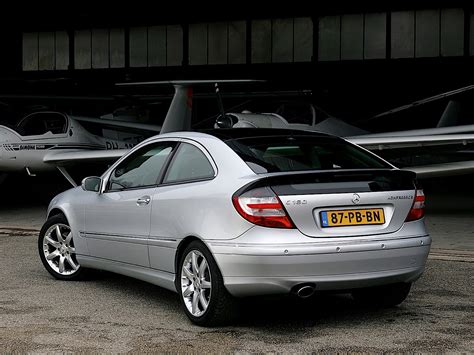 Mercedes Benz C Klasse Sport Coupe W203 Specs And Photos 2004 2005