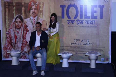 Akshay Kumar Bhumi Pednekar At The Media Interaction For Film Toilet Ek Prem Katha On 27th July