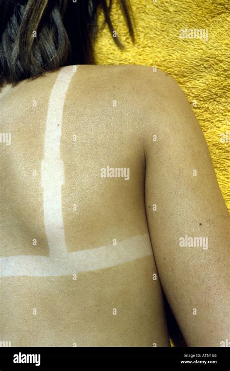 Woman Tan Marks Hi Res Stock Photography And Images Alamy