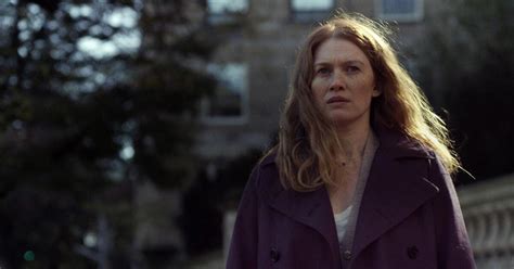 Review Exceptional Mireille Enos Stars In Sexy Shadowy Thriller