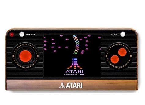Atari Retro Handheld Un Híbrido Que Combina Un Portátil Y Una Consola