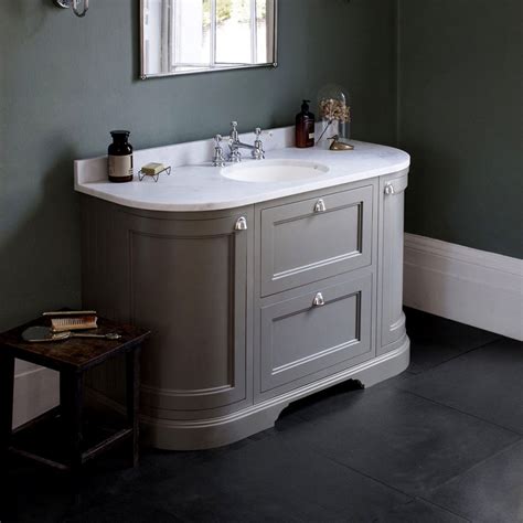 This modern solution typically features doors or drawers to provide your bathroom a vanity unit can be combined with a wc unit if you plan to create a complete fitted appearance in your new bathroom. Burlington 134 Curved Vanity Unit with Double Doors : UK ...