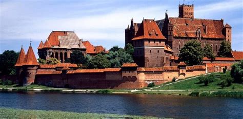 Malbork Castle What You Need To Know About The World Largest Castle