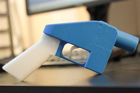 Blueprints For 3d Printed Guns Can Now Be Owned And Distributed Legally