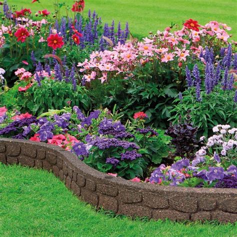 Find out how to create garden borders right here. Eco-friendly Flexi Curve Rockwall Border Edging | Garden Gear