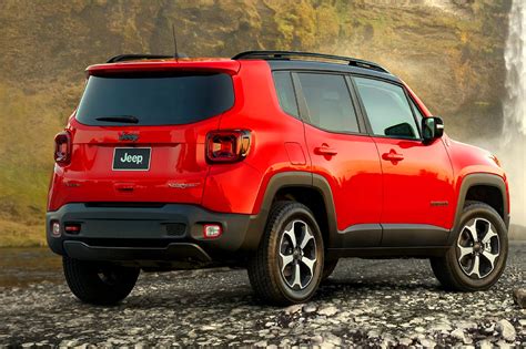 Heres Whats New For The 2022 Jeep Renegade 4x4 Carbuzz