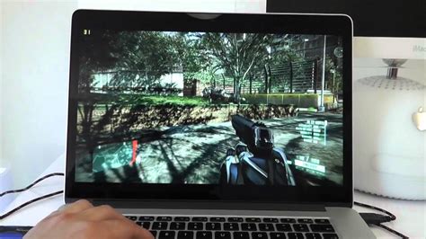 Retina Macbook Pro Vs Alienware M14x Crysis 2 Gaming Youtube