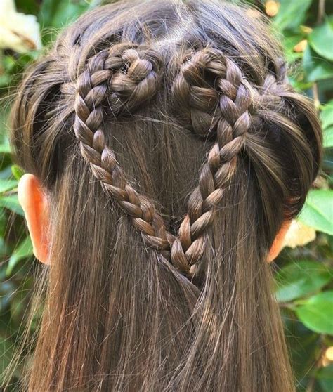 Whether you're looking to learn how to create hairstyles such as simple braids, waterfall braids, french braids, fishtail braids. 17 Очаровательные Прически Сердца - Симпатичные Прически ...