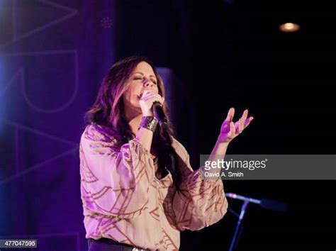 Sara Evans Hurry Up To Slow Me Down Cd Release Party Photos And Premium