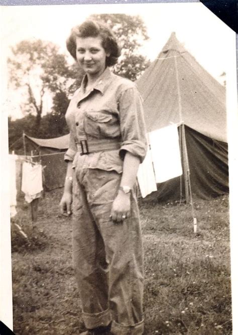 Army Nurse In The Field Wearing Hbts Army Nurse Wwii Women Military